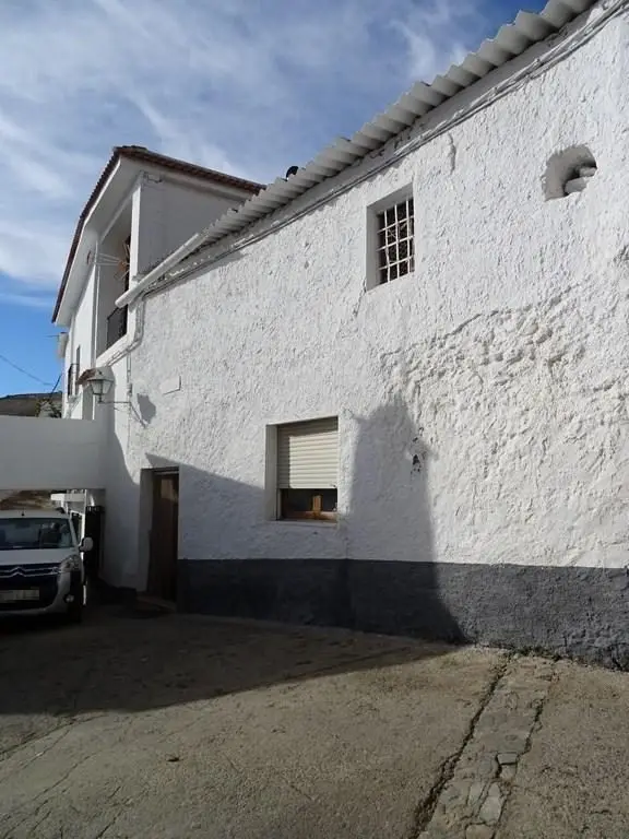 Calle Baza 12