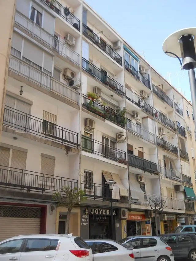 Calle Literato Azorín, 18-4º