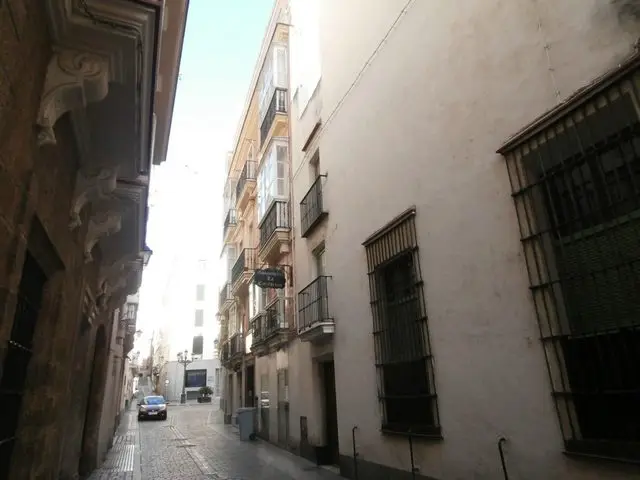 Calle Montañes, 7, 4º