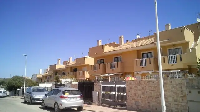 Calle Mina No Te Escaparás, 2