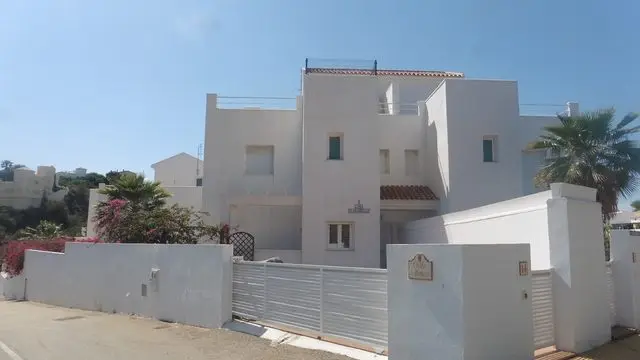 Cr el Pinar 0, 00, 27 04288