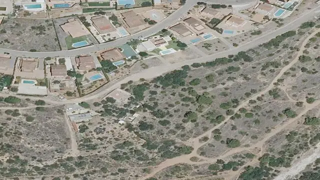 Calle Poligono 48 177 Suelo
