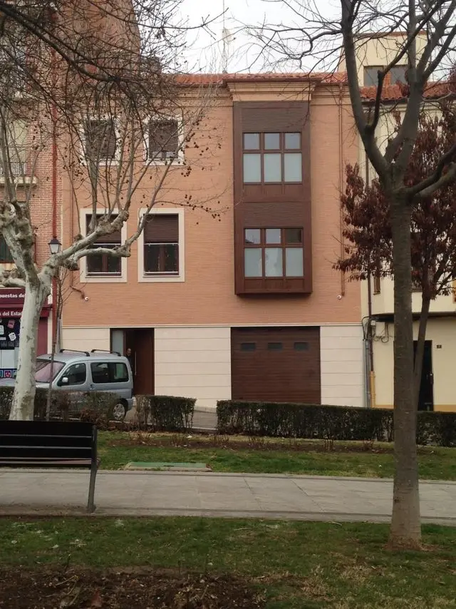 Plaza del Grano, 6