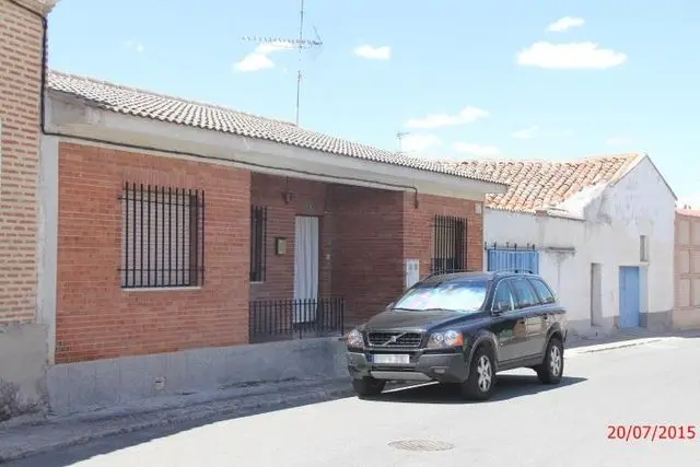 Calle Zamora Sn Hoy Travesia Enredondo, 9