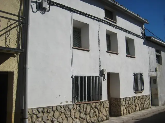 Calle Zarzuela 18
