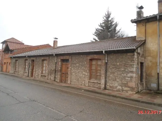 Avenida Constitución, 133