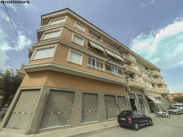 Calle Elda, 8