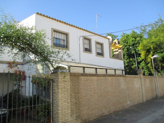 Calla Villarrasa 25
