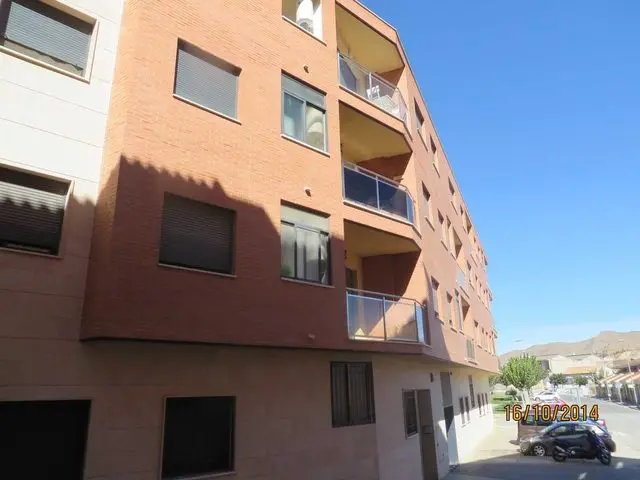 Calle Ramón y Cajar, 7