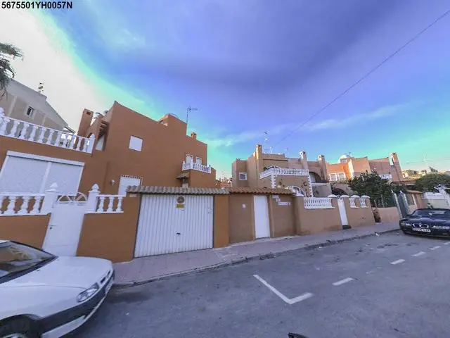 Calle Jacinto Benavente, 65