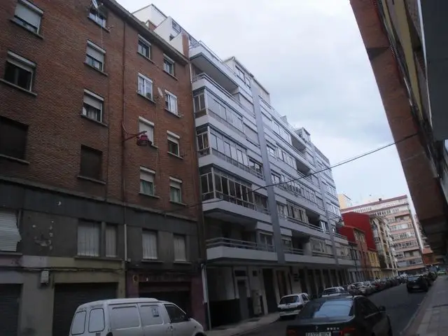 Avenida Fernández Ladreda, 45