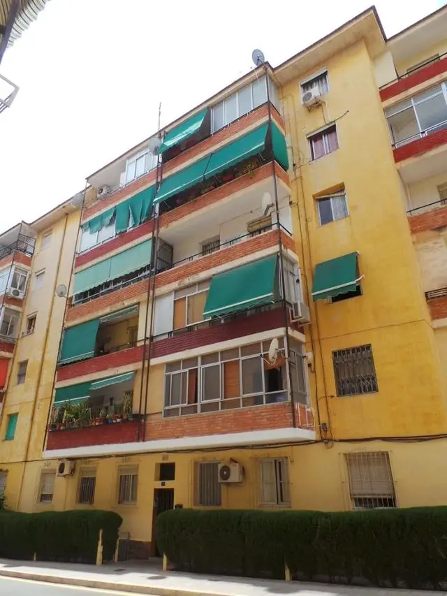 Calle Cartagena, 7, Bajo Derecha