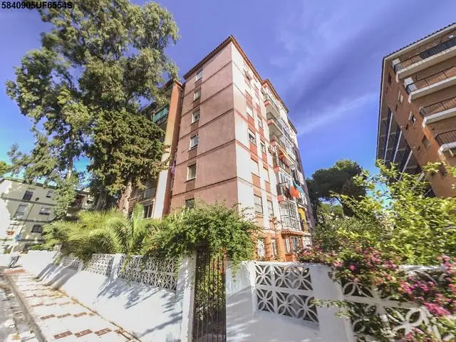 Pasaje Ramos Puente, Edificio Mariola, 6º