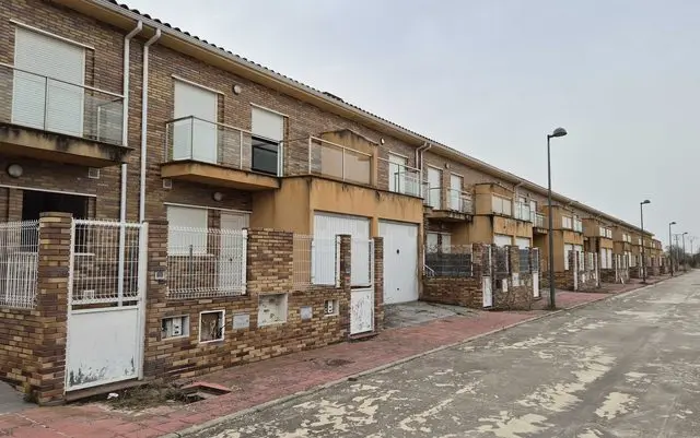 Calle Abeto, 7