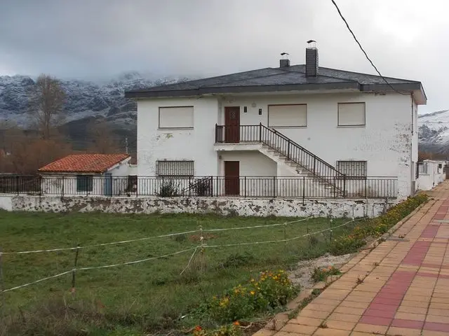 Avenida Asturias, 21