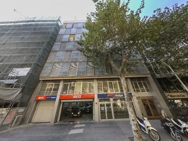 Calle Corcega, 293-295, 5º