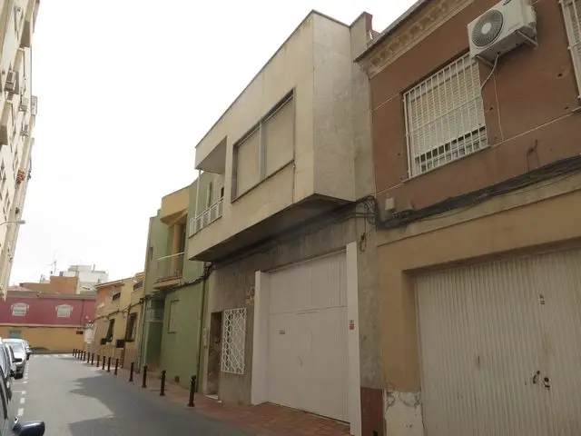 Calle Cuba, 9