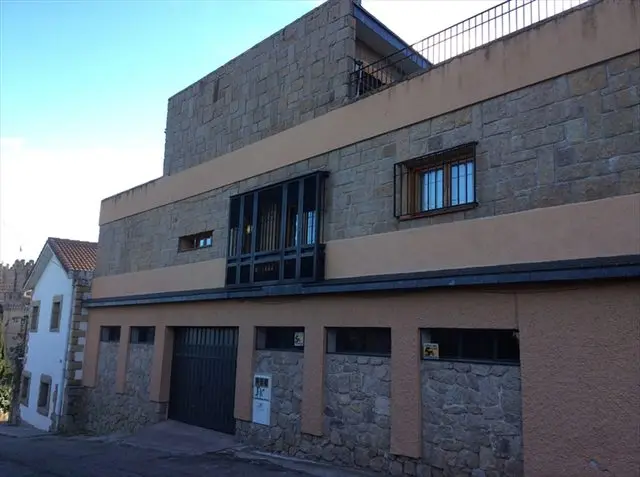 Cuatro Peñas, 12-14 7
