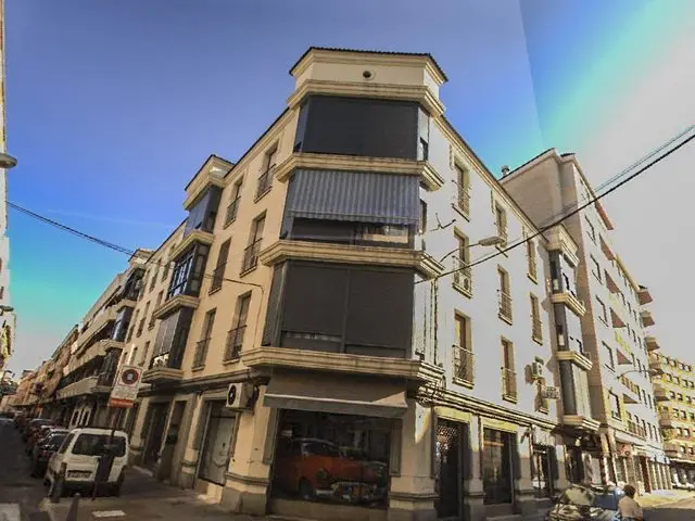 Calle Paz, 2