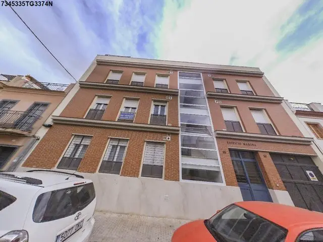 Calle Almenas, 55