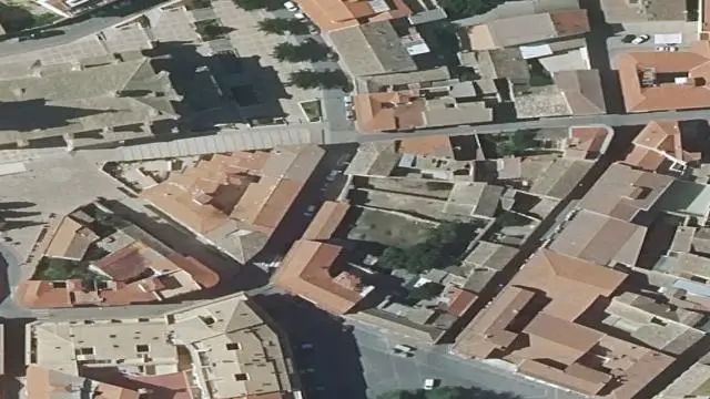 Paseo Estacion, 7