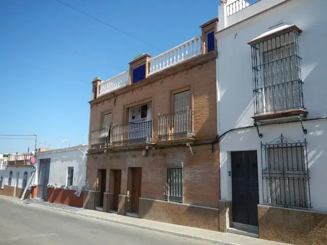 Calle Ntra Sra de la Soledad, 6, Bj 1