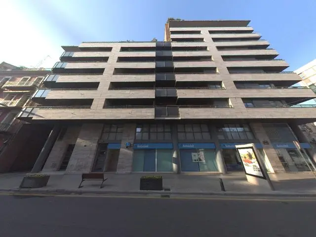 Calle Academia, 2
