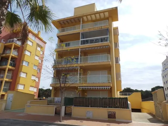 Avenida Puerto, 34, Bajo