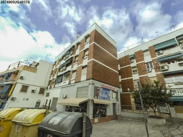 Calle Academico Saraza Bloque, 3