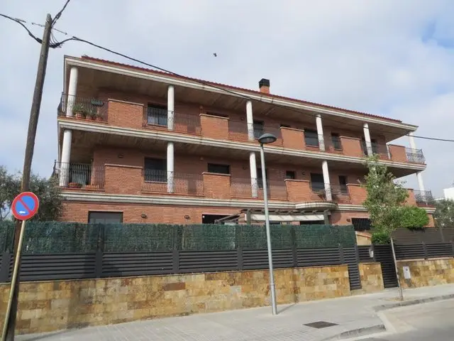 Calle Renacimiento, 75-77, 2º