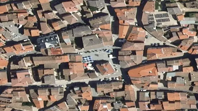 Calle Cuatro de Octubre, 18