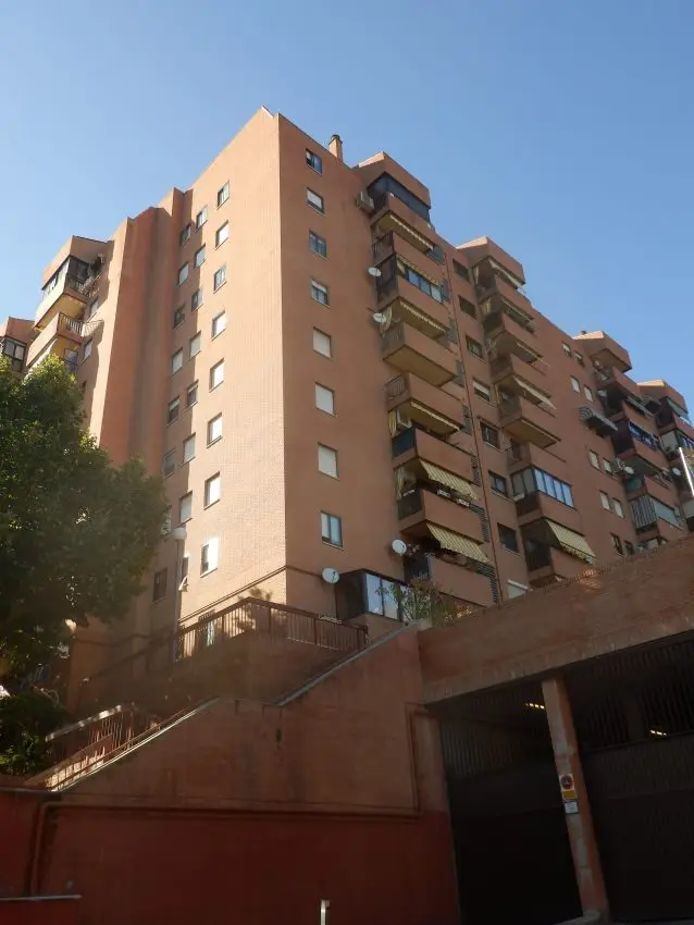 Passeig Sector Literatos, 18, -1º 4