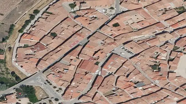 Subida a las Torres 2-4 del Barrio del Plano
