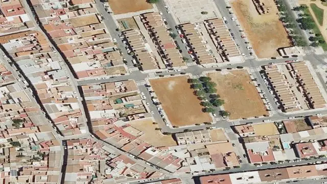 Calle Carmelo Gonzalez Oria 95 Suelo