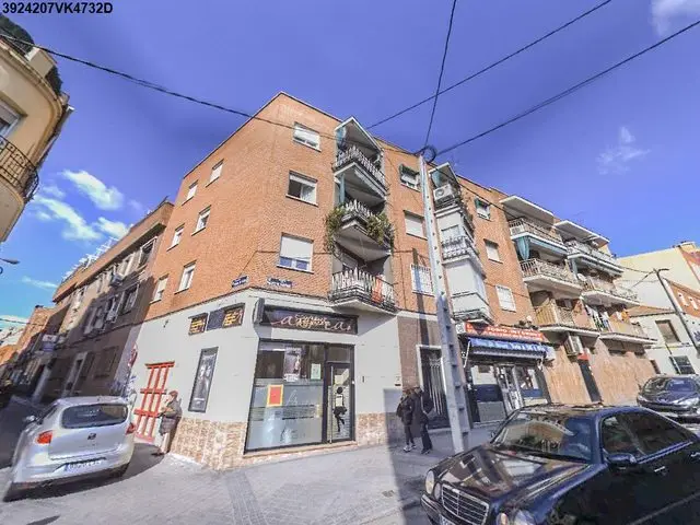 Calle Puerto de Canfranc 39, 3 B