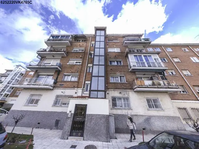 Calle San Telesforo 8, Bj Izq