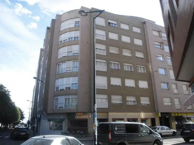 Avenida Jose Aguado, 3401, -1º 72