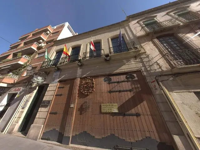 Calle Real, 15