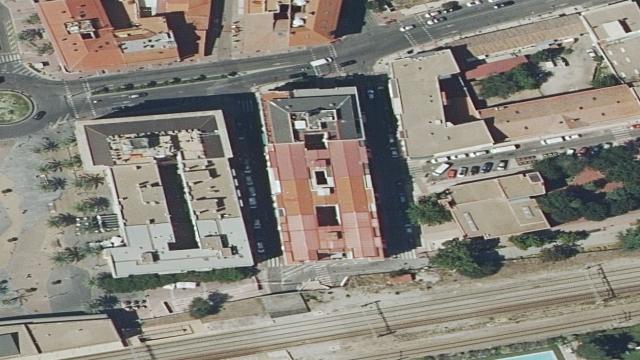 Calle en Medio, 47