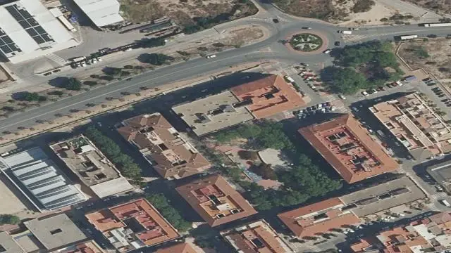 Plaza Flores, 10