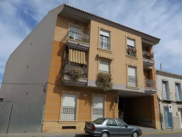 Calle Rafael Araéz, 23