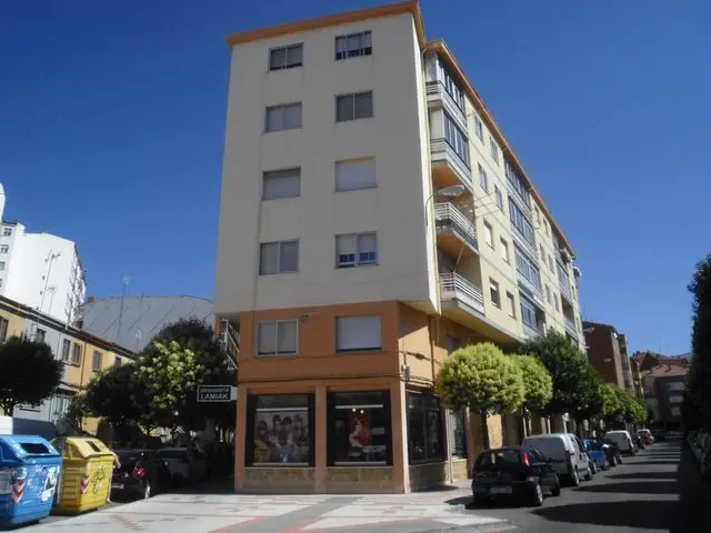 Calle Regimiento el Sol, 26