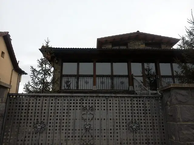 Calle Autonomia de Aragon, 20