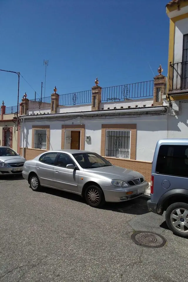 Calle Clemencia Escobar, 10