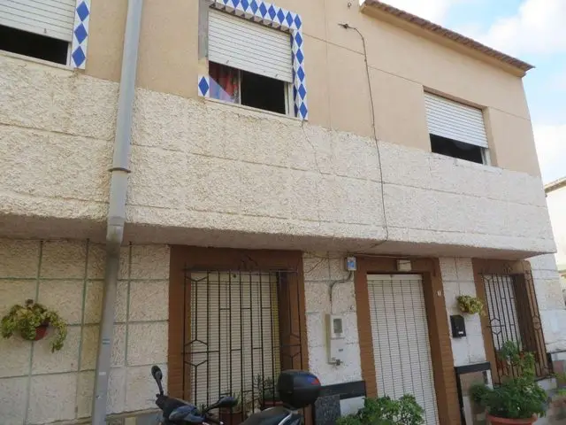 Calle Virgen de la Caridad 1, Bj