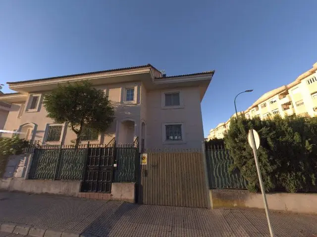 Calle Antonio Hernández Gil, Planta 3