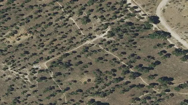 Situada Entre las Calles de Huerta de Villaverde y Maria Josefa