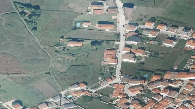 Camino Cemiterio, 7