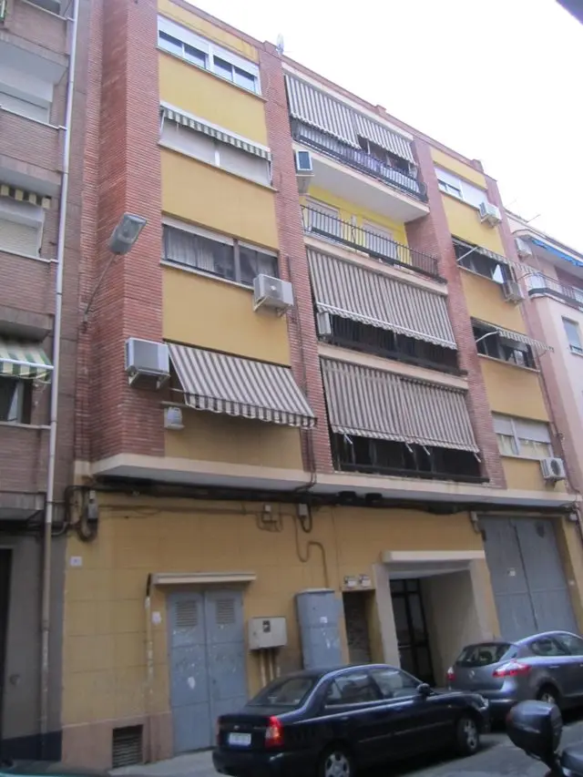 Calle Platanos, 12, Pta. Dr
