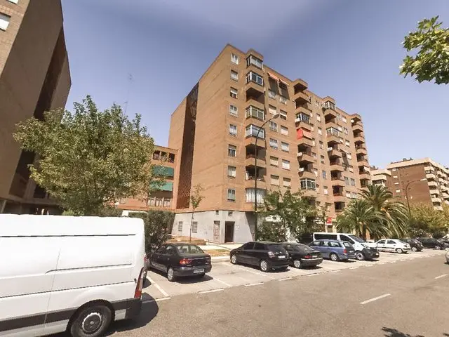 Calle Segundo de Chomón, Bloque a-30, Planta Baja.- Residencial Rey Fernando de Aragón
